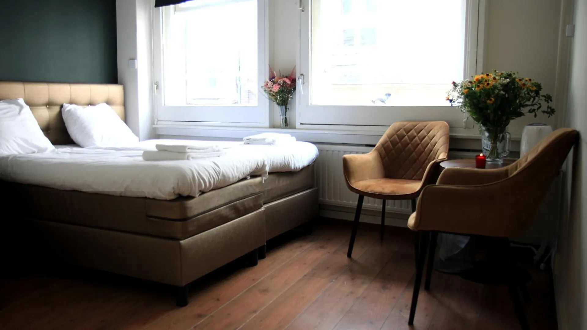 Hotel 55 - City Centre Amsterdam 2*,